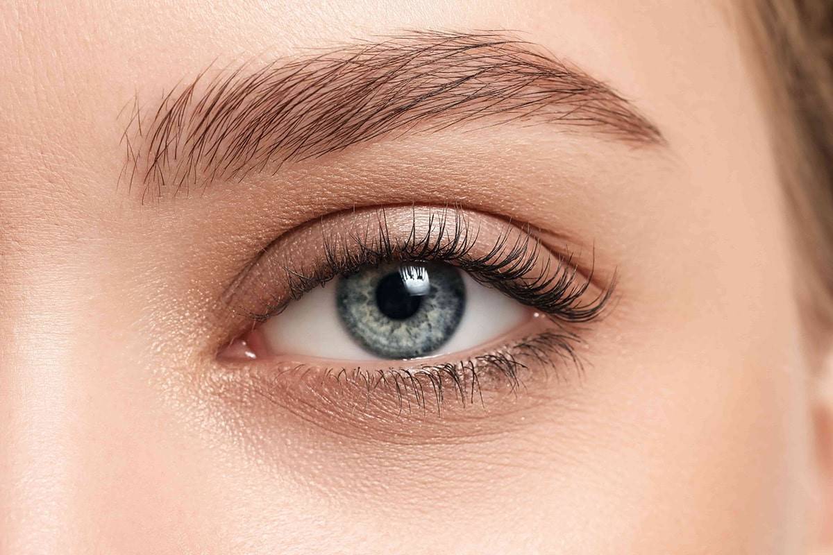 Quels sont les avantages d’une formation en extensions de cils ?